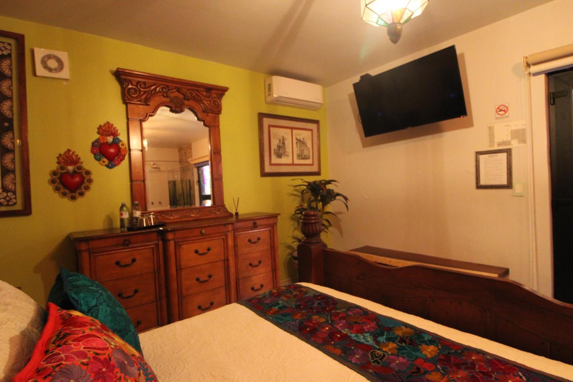 Eklectic Hotel Boutique غوادالاجارا المظهر الخارجي الصورة