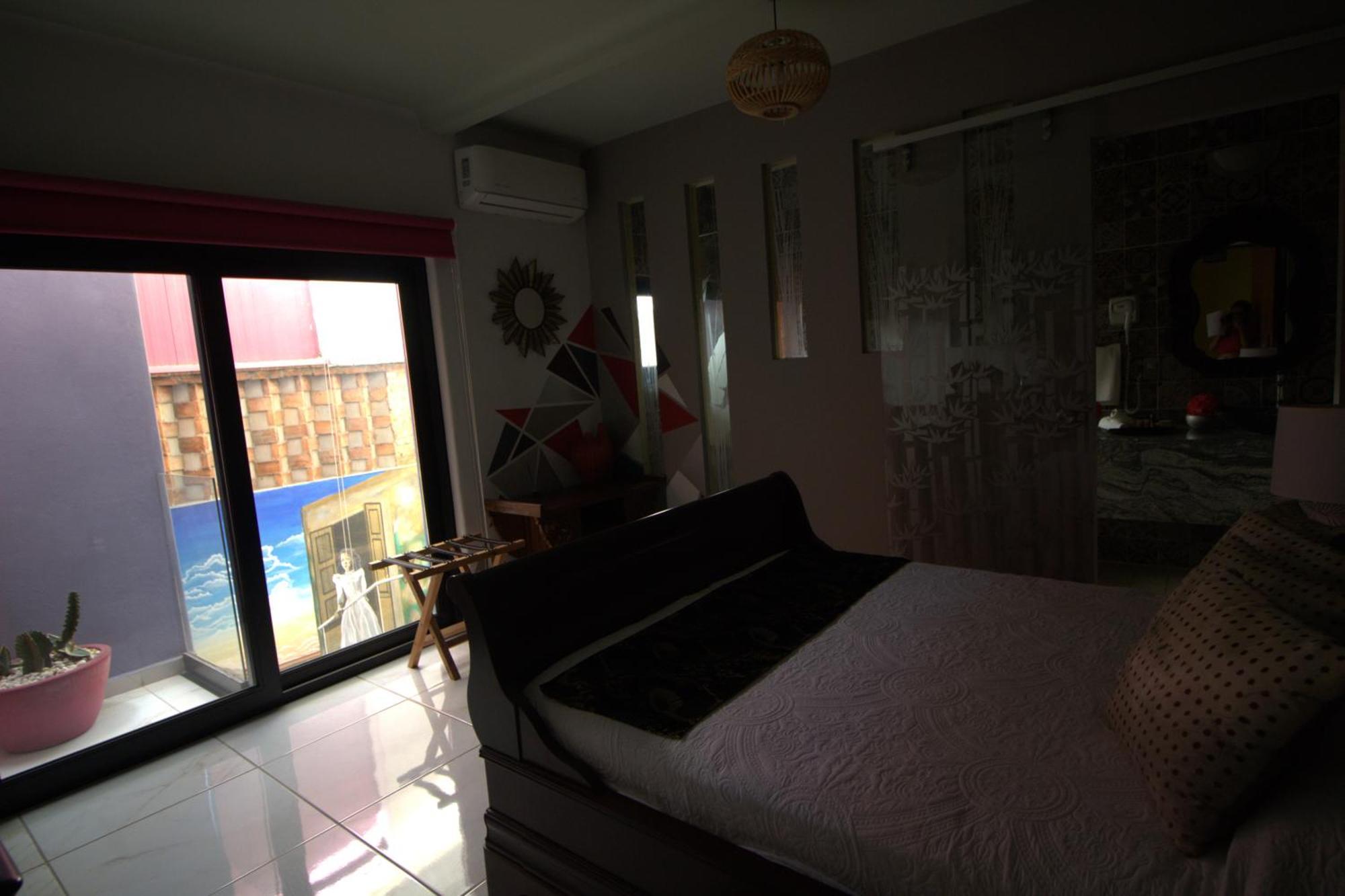 Eklectic Hotel Boutique غوادالاجارا المظهر الخارجي الصورة