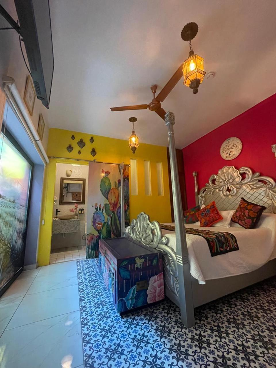 Eklectic Hotel Boutique غوادالاجارا المظهر الخارجي الصورة